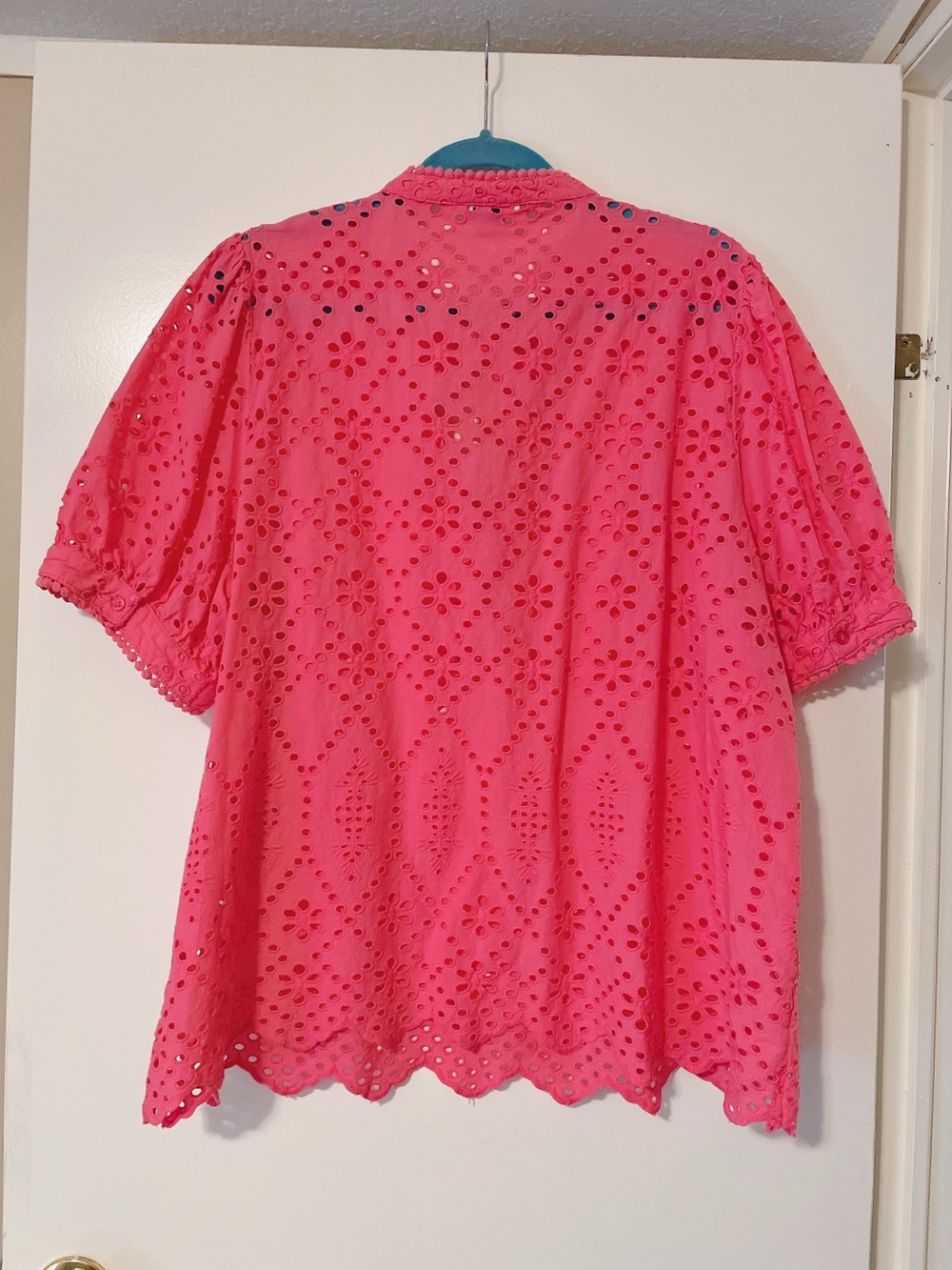 crown & ivy Hot Pink Eyelet Lace Preppy V-Neck Blouse Size XXL - Picture 6 of 9